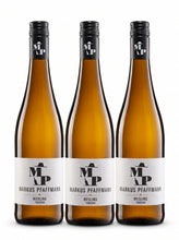 Laden Sie das Bild in den Galerie-Viewer, Markus Pfaffmann Riesling MP Trocken
